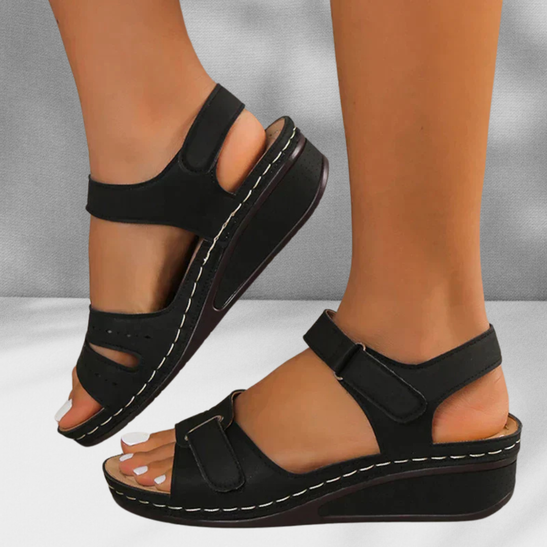 CALLIE™ | Bequeme Sandalen mit Klettverschluss und erhöhtem Fußbett