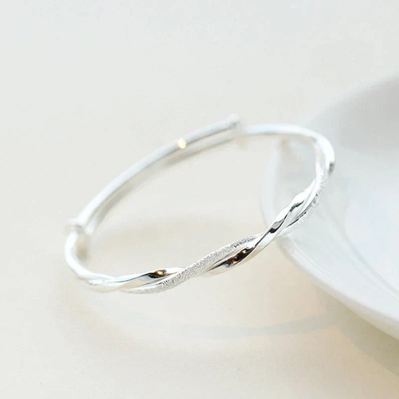 LINA™ | Geflochtenes Silberarmband, elegant
