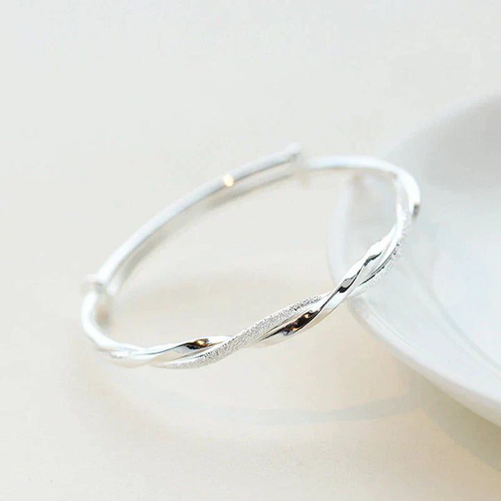 LINA™ | Geflochtenes Silberarmband, elegant