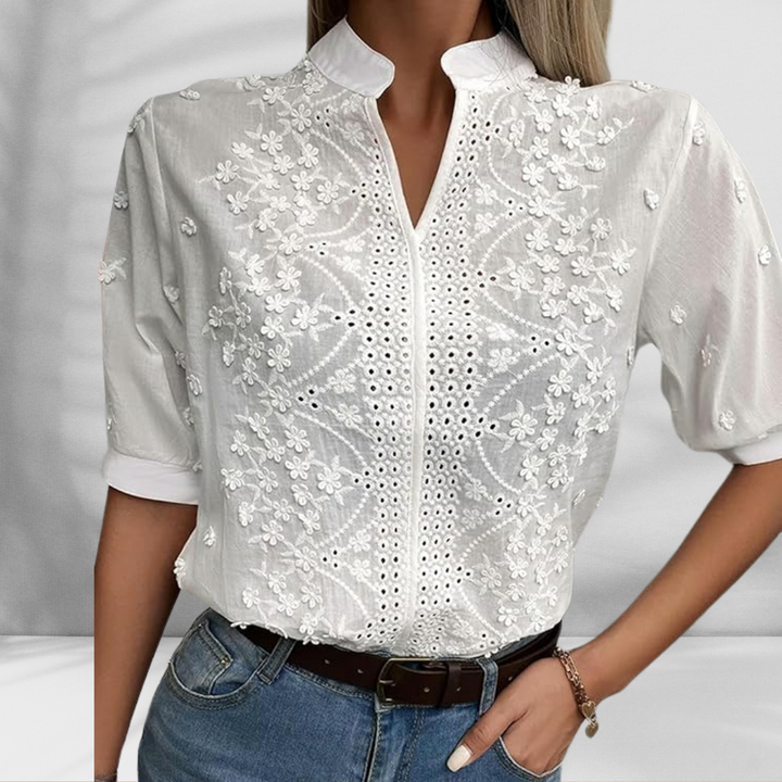 LOREN™ | Weiße Bluse mit Stickerei und 3/4-Ärmeln