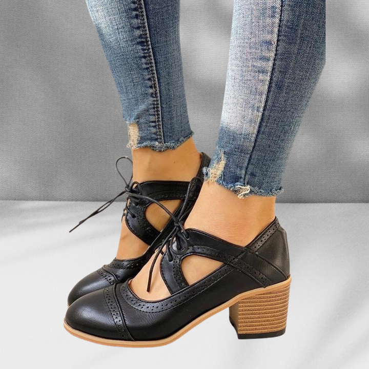GERDA™ | Vintage-inspirierte Schnürschuhe mit Lochmuster