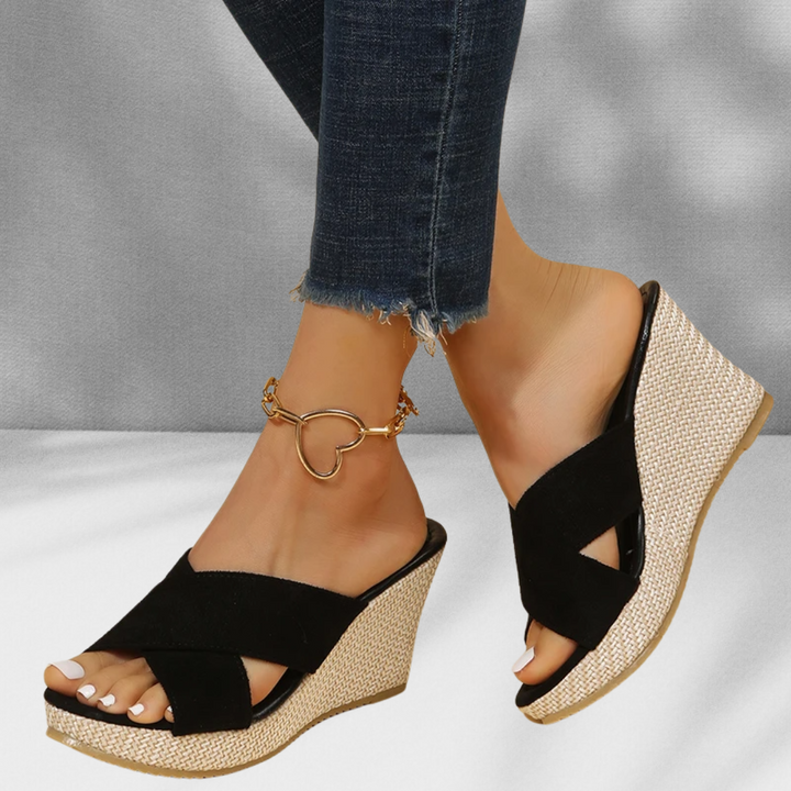 ELODIE™ | Sommer-Sandalen mit geflochtener Keilsohle